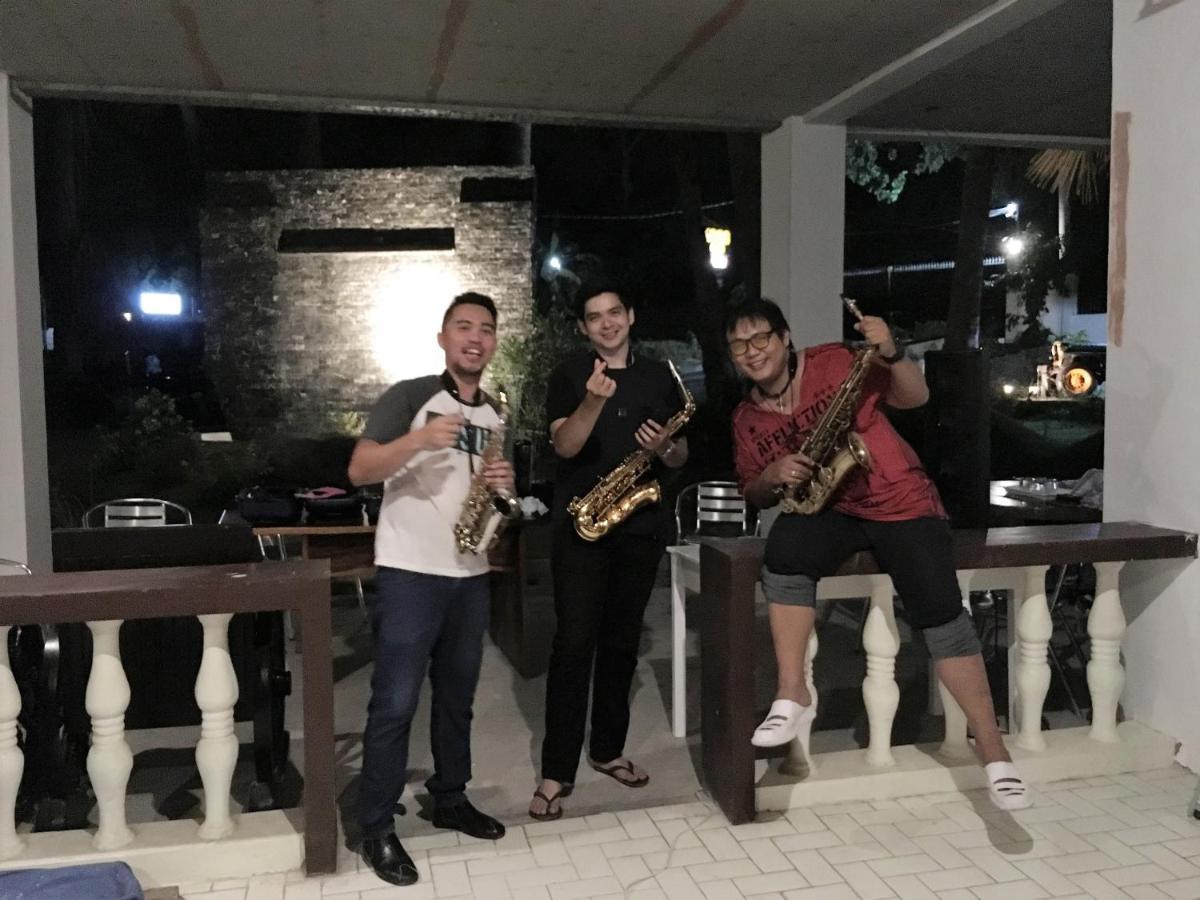 1888 Beach Resort Dumaguete City Екстер'єр фото