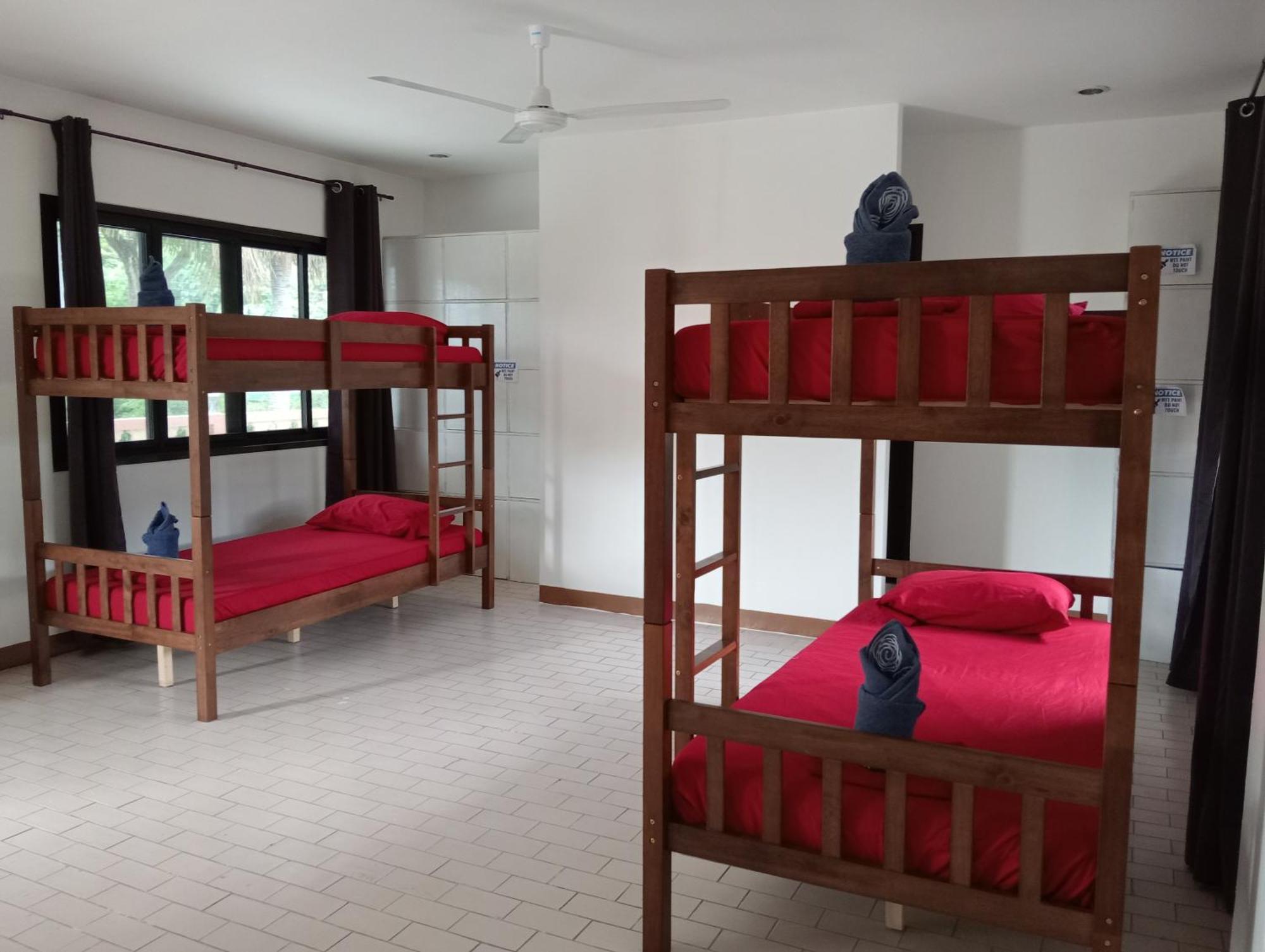 1888 Beach Resort Dumaguete City Екстер'єр фото