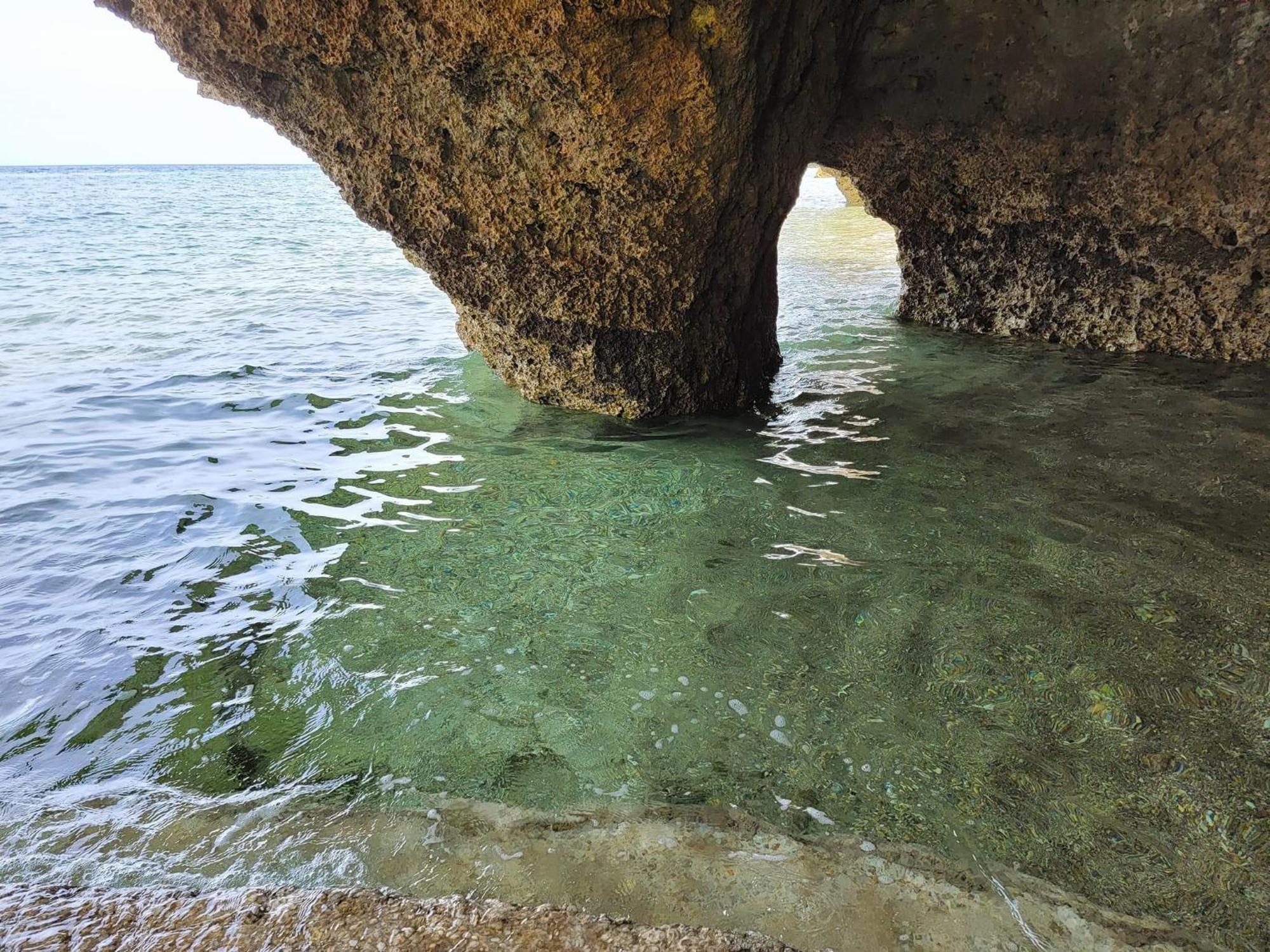 1888 Beach Resort Dumaguete City Екстер'єр фото